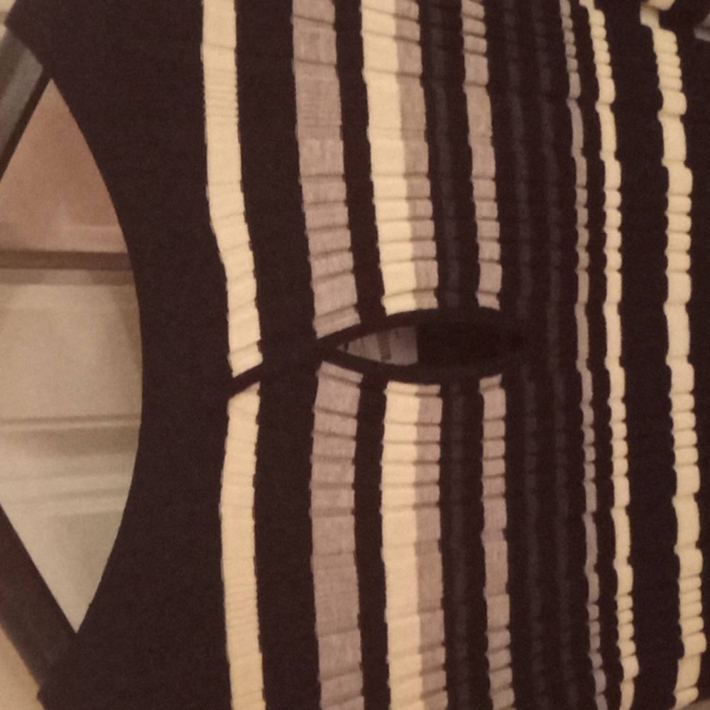 Lane Bryant Sweater NWT - Picture 5 of 5